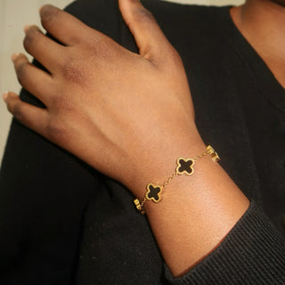 Black Celeste Clover Bracelet